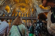 Venice small-group walking tour with St. Mark's Basilica and Gondola Ride