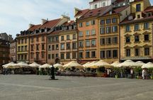 Navigate Warsaw's photogenic highlights with a local