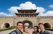 Guided tour through Kaifeng's historical landmarks