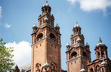 Private architecture walk through Glasgow with a local expert