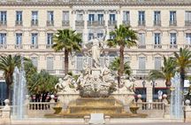 Guided walking tour around Toulon with a local guide