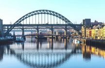 Newcastle 1-hour tour with a local