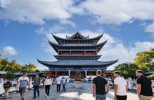 Customized private day tour of Lijiang city highlights with lunch