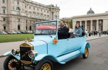 Private panoramic tour of Vienna in a vintage electric vehicle