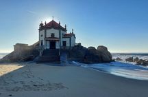 Full-day Aveiro, Costa Nova and Capelha da Pedra tour from Porto