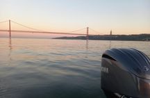 Lisbon 1-hour cultural boat tour