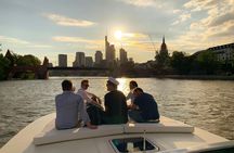 Private yacht tour for up to 12 people in Frankfurt with skyline view