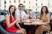 Vienna tour in a classic oldtimer with gourmet lunch