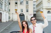 Vienna tour in a classic oldtimer with gourmet lunch