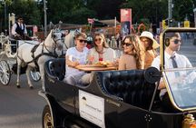 Vienna tour and 3-course gourmet dinner in a classic oldtimer