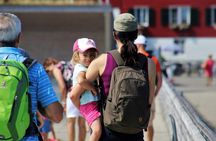 Linz's landmarks private walking tour for families