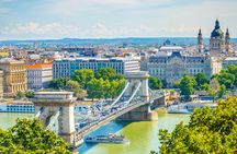 Private historical tour through Budapest with a local
