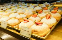 Times Square walking tour with doughnut shop visits