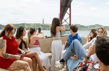 Lisbon coffee cruise on a luxury boat with pastel de nata and dolphins
