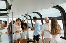 Afternoon cruise in Lisbon with traditional buffet, and open bar