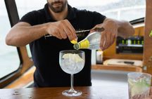 Boat cruise with buffet, sangria and open bar