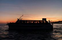 Night cruise with DJ and open bar in Lisbon