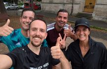 Small-group guided running city tour in Aachen