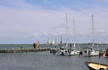 Volendam half-day tour with cheese, clogs and authentic village life