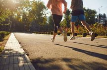 Small-group guided running city tour in Aachen