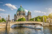 1-hour historical Spree river cruise in Berlin