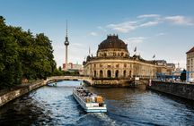 1-hour historical Spree river cruise in Berlin