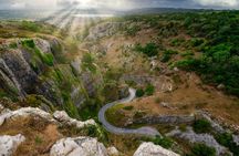 Tour through Mendip Hills and Cheddar Gorge from Bath