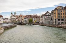 Exclusive private guided tour of Lucerne's architecture with a local