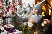 Private Berlin Christmas walk with Räuchermännchen magic