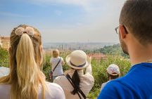 Prague sightseeing with bus, walking tour, lunch and river cruise