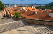 Prague sightseeing bus tour and guided castle walk