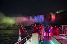 Niagara Falls evening walking tour with dinner and illumination