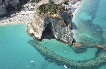 Boat trip to Capo Vaticano from Tropea