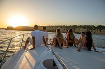 Albufeira private yacht cruise to Benagil Caves with drinks