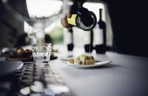 Tour and wine tasting at a family-run organic winery in Tuscany