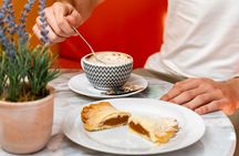 Tapas and wine self-guided tour in Alcudia