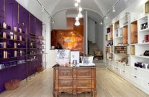 Le Petit Parfumeur kids workshop at Molinard Parfums in Grasse city