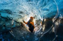 Crystal ice cave tour in Vatnajökull national park