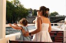 Family Seine river cruise with muffin, doughnut, and more