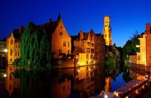 Bruges guided day tour from Paris with Canal Cruise