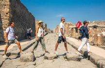 Skip-the-line guided tour of Pompeii from Sorrento