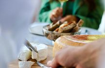 Local cheese and wine tasting experience in Sorrento