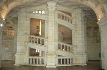 Loire Valley Castles tour with Chambord and Chenonceau from Paris