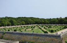 Loire Valley Castles tour with Chambord and Chenonceau from Paris