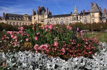 Fontainebleau Castle and Barbizon self-guided half day tour from Paris