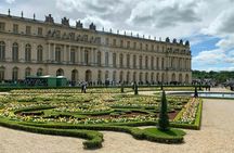 Versailles with gardens self-guided tour with skip-the-line entry