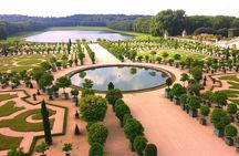Versailles with gardens self-guided tour with skip-the-line entry