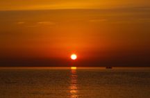 Sunset cruise with Moroccan tea and pastries from Agadir and Taghazout