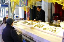 Food tour in Omonia through Psyrri and Monastiraki in Athens