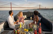 2-hour Tagus River cruise with drinks and snacks